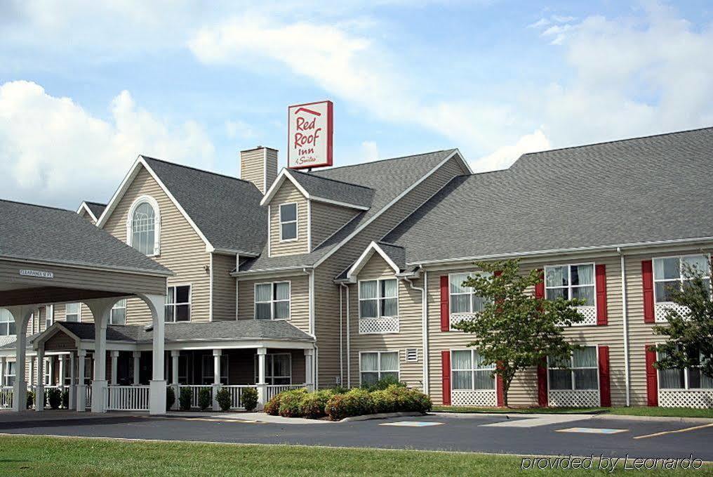 Red Roof Inn & Suites Knoxville East Exterior photo